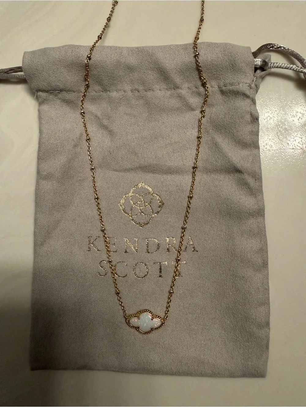 Kendra Scott Abbie Pendant Necklace